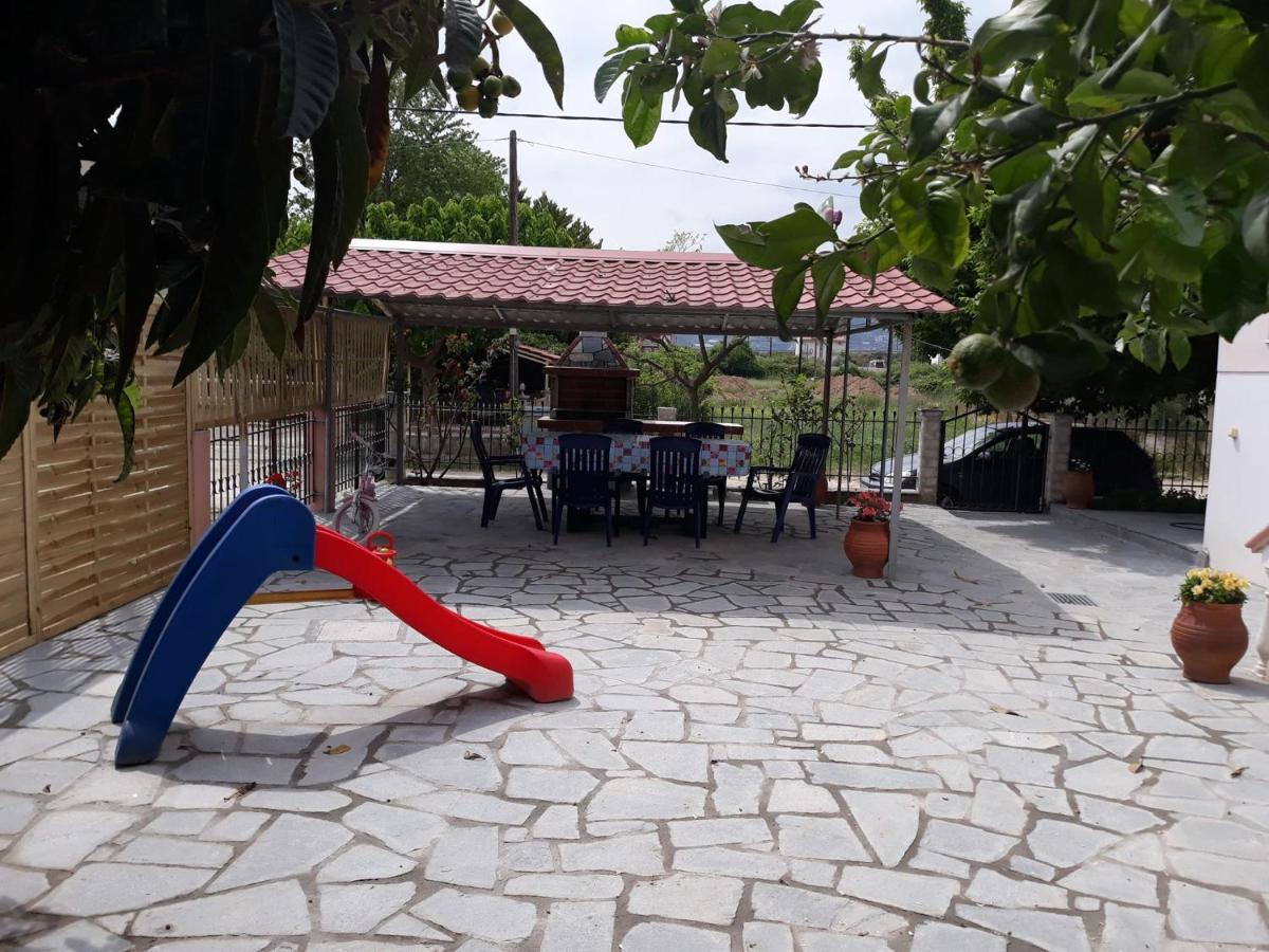 Kaiafas Luxury Philoxenia Apartment Néa Péramos Exterior foto