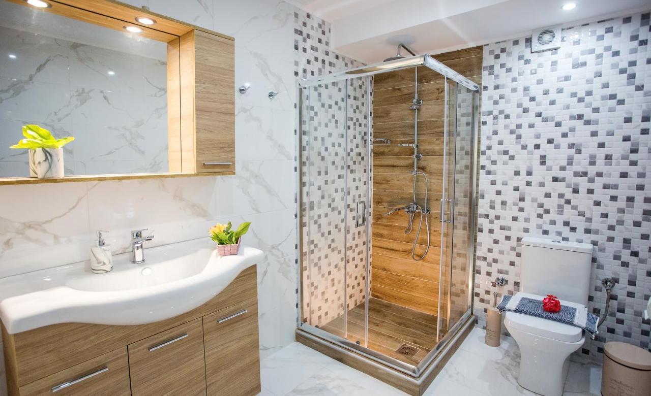 Kaiafas Luxury Philoxenia Apartment Néa Péramos Exterior foto